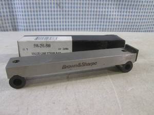 lot 30 image: (EC1) Brown & Sharpe 598-291-500 Value-Line 5 Sine Bar with Box