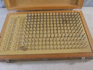 lot 42 image: (D-3) .0615 - .2505 Gage Pin Set in Wood Orginizer Case