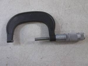 lot 46 image: (CNTR) Brown & Sharpe 2 - 3 Micrometer with Friction Thimble