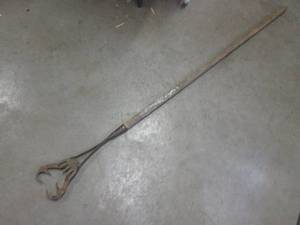 lot 93 image: (F-2) Vintage Spring Loaded Fish Gaff 56 34 Length Over All - Works