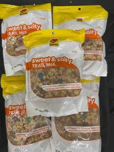 Sweet and Salty Trail Mix 5 bags Best by 05292024
