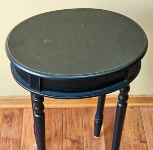 lot 75 image: Contemporary Bead Ball Round Black Side Table