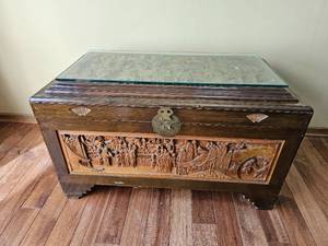 lot 29 image: Amazing Art Carved Large Oriental Chest Trunk
