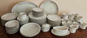 lot 127 image: Claridge Pattern China Dinnerwaree Service from Amcrest