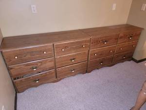 lot 161 image: Classic Oak Wood Drawer Storage