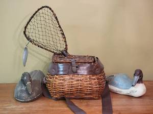 lot 103A image: Tranquil Vintage Outdoorsman Decor Collection