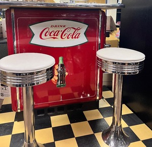 lot 2 image: Vintage COCA-COLA Counter Top Cooler with Stools