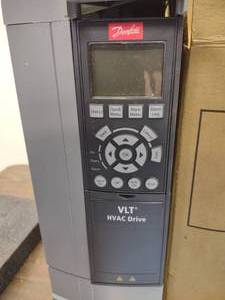 lot 4 image: Danfoss VHL HVAC Drive FC102, New i...