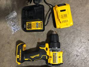 DEWALT ATOMIC 20-Volt Lithium-Ion Cordless Compact 12 in. DrillDriver Kit with 2.0Ah Battery, Charger and Bag Customer Returns See Pictures