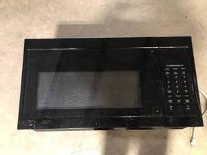 Vissani 1.7 cu. ft. 1000-Watt Over the Range Microwave in Black Damaged  Customer Returns See Pictures