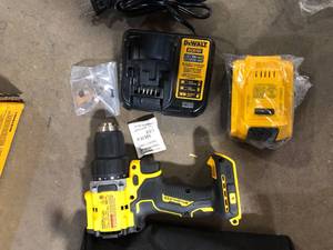 DEWALT ATOMIC 20-Volt Lithium-Ion Cordless Compact 12 in. DrillDriver Kit with 2.0Ah Battery, Charger and Bag  Customer Returns See Pictures