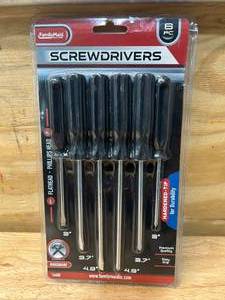 lot 88 image: FAMILYMAID 6 PC Screwdriver Set