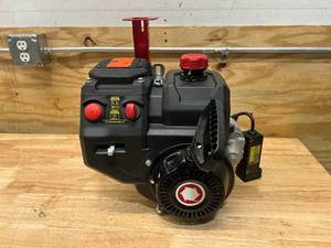 lot 119 image: TROY-BILT 208cc Engine