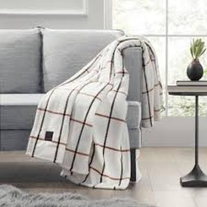 lot 71 image: 50x60 Cozy Heated Throw Blanket - Brookstone-Camel Window Pane