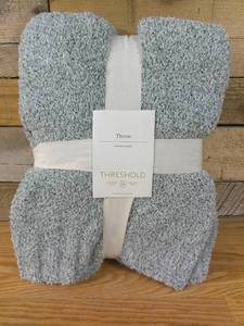 lot 74 image: Cozy Knit Throw Blanket - Threshold-Light Green