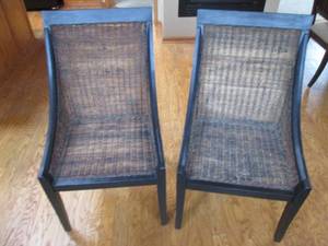 lot 3 image: Burnished Stryker Wicker Rattan and wood high back sitting chairs