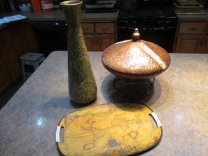 lot 10 image: Crackled Glass And Hammeted Metal decor paired with a Vintage style map serving tray