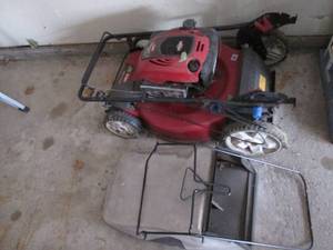 lot 119 image: Toro mower with bagger...