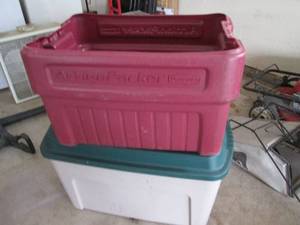 lot 122 image: Covered tote and open Action Packer...
