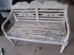 lot 125 image: Rustic all wood garden bench...