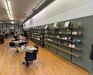 lot 100 image: Pottery Business