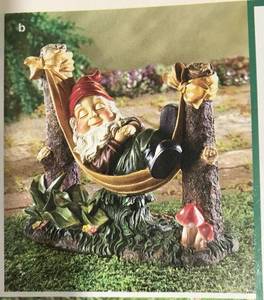 lot 1 image: Slumbering Gnome Garden Statue Polyresin 12 x 5 x 10 - New in box