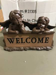 lot 16 image: Cherub Welcome Marker - New in box - resintin