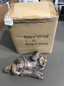 lot 45 image: Merry Gnome Tree Decor - New in box