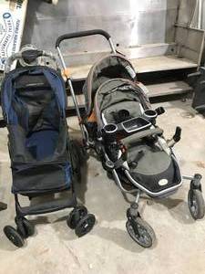 lot 104 image: 2 Child Strollers