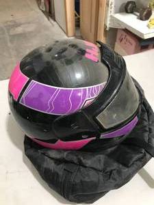 lot 106 image: HJC Large Helmet w storage bag