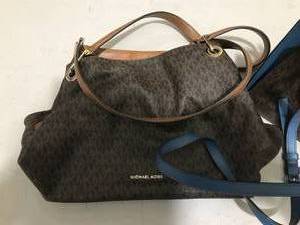 lot 115 image: 2 Michael Kors bags