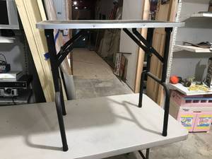 lot 117 image: Dog Grooming Table