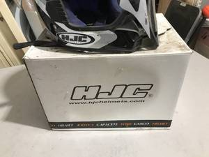 lot 118 image: HJC Helmet - Small w broken visor
