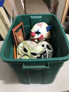 lot 142 image: Halloween Decorations