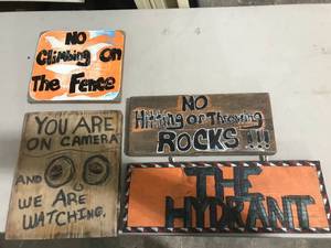 lot 153 image: 4 Wood Signs