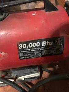 lot 205 image: 30,000 BTU Propane Heater