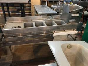 lot 221 image: Stainless Steel RestaurantBar Sink