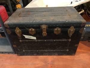 lot 238 image: Storage Trunk