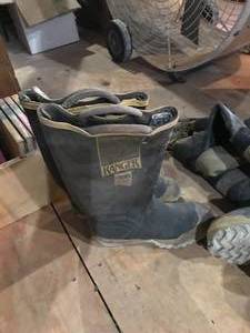 lot 286 image: Fire Department Boots