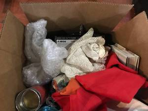 lot 314 image: Miscellaneous Home Items