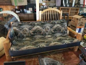 lot 318 image: Rustic Cabin Futon