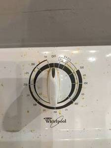 lot 324 image: Whirlpool Electric Stove - 30 inches wide - works