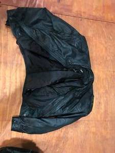 lot 351 image: 4 Leather Jackets