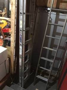lot 364 image: Extension Ladder