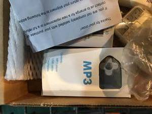 lot 383 image: Box of MP3 Players & Accessories