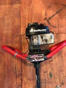 lot 431 image: Strikemaster gas ice auger