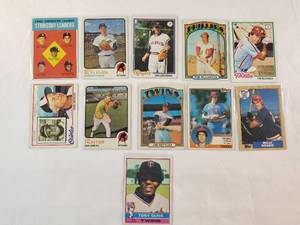 lot 71 image: Lot of 11 Vintage 60s-80s Including Oliva, Blyleven