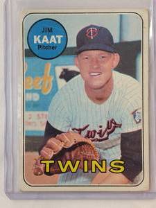 lot 110 image: Jim Kaat 1969 Topps No. 290