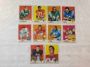 lot 198 image: Lot of 10 Vintage NFL Cards from 1969