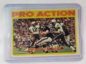 lot 207 image: Roger Staubach 1972 Pro Action Topps No. 122